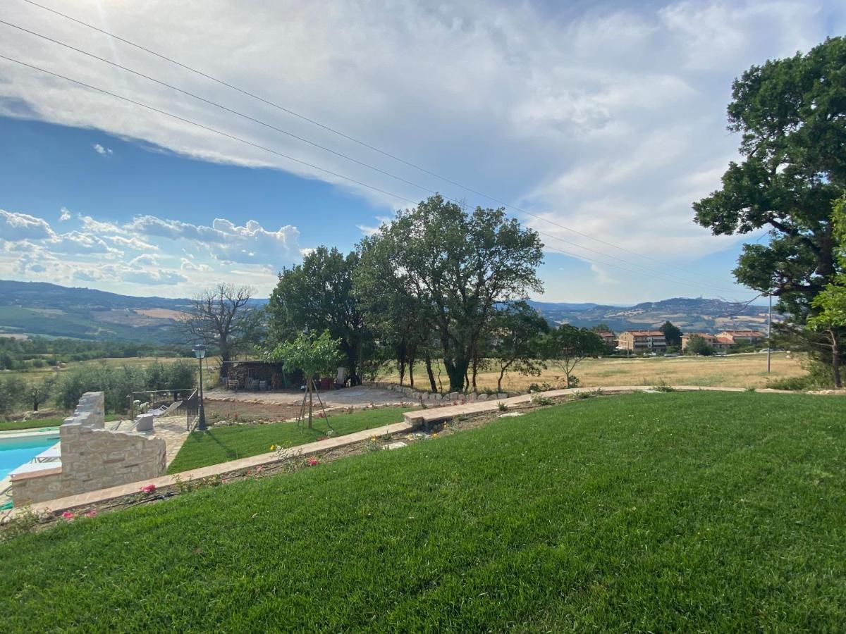 Appartamento Dell Agriturismo Pane E Olio Todi Exterior foto